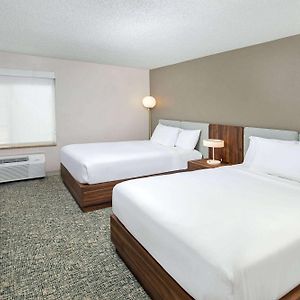 Queen Room Two Queen Beds Non-Smoking